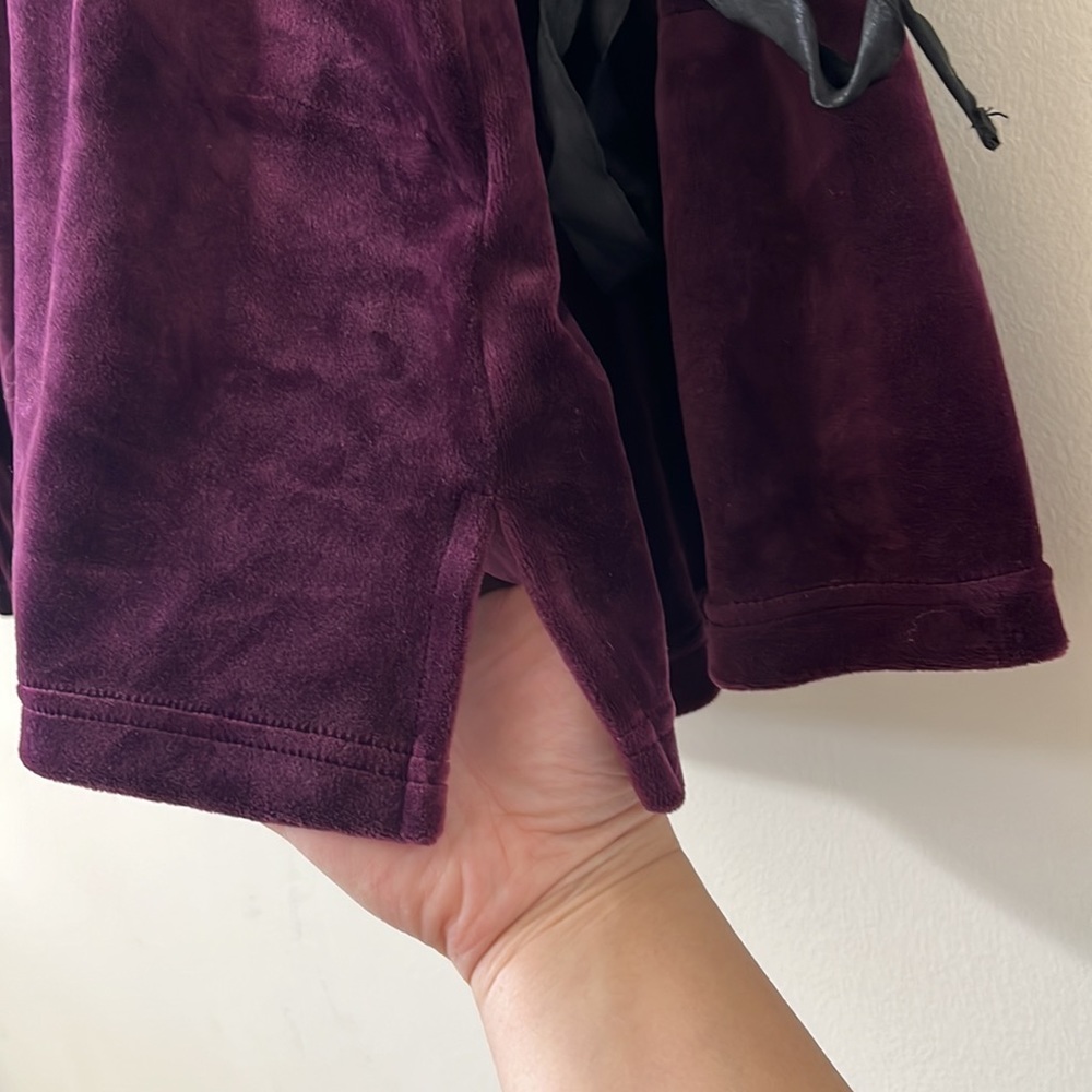Philosophy Purple Velvet Long Sleeve Bell Sleeve Bow Detail Blouse Size Medium - Picture 7 of 9